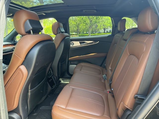 Used 2023 Lincoln Nautilus Reserve w/ Equipment Group 202A image 23