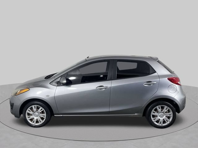 Used 2013 MAZDA MAZDA2 Sport FWD image 13