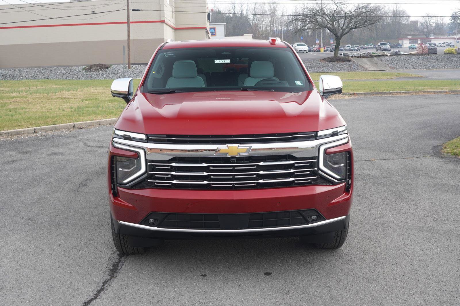 New 2026 Chevrolet Suburban Premier image 9