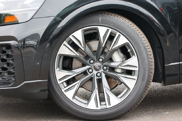 New 2026 Audi Q8 Prestige AWD/4WD image 21