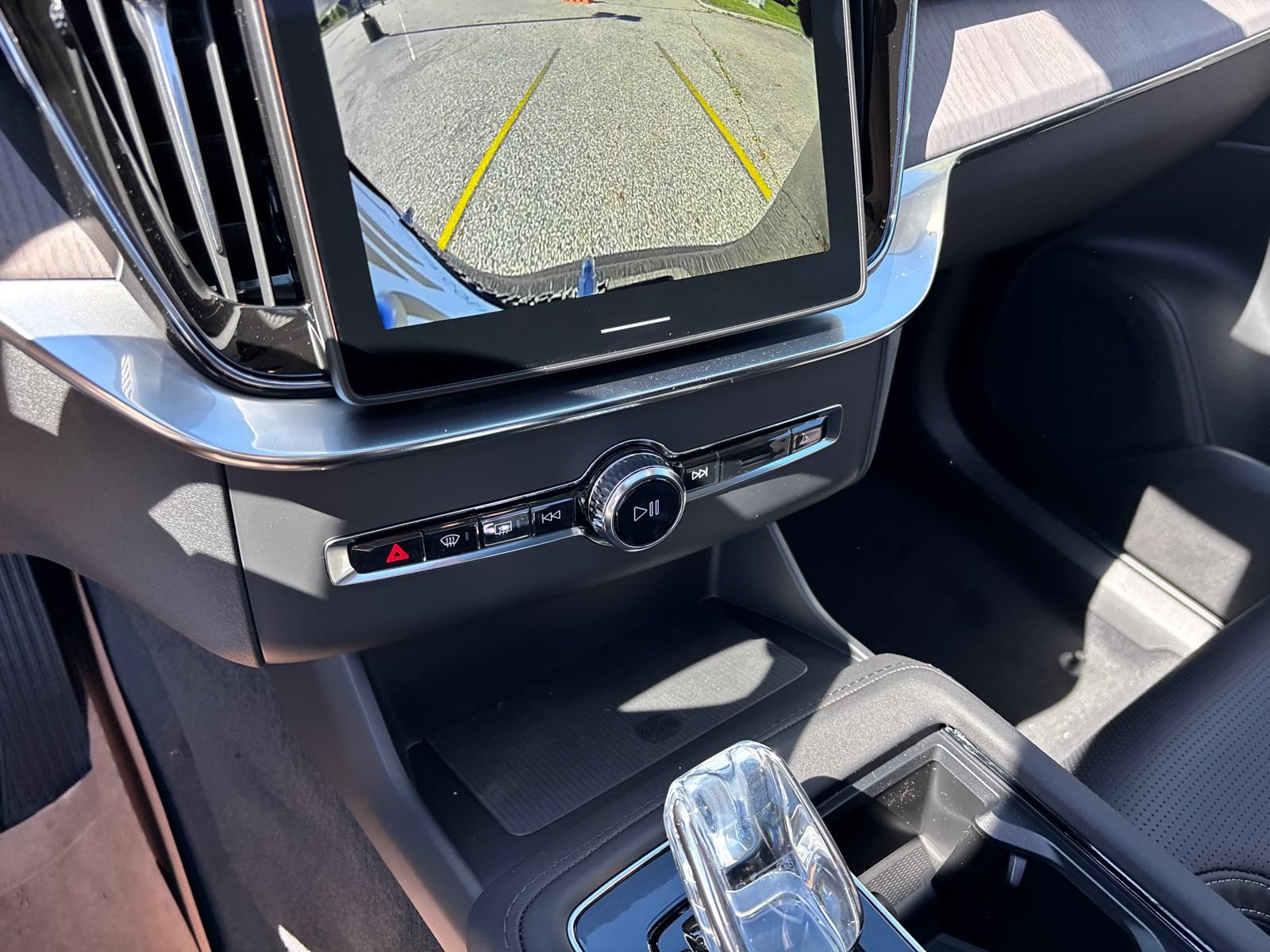 New 2026 Volvo XC90 B6 Ultra w/ Protection Package Premier AWD/4WD image 21