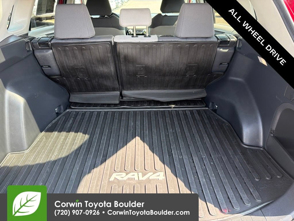 Used 2024 Toyota RAV4 XLE w/ Convenience Package AWD/4WD image 18