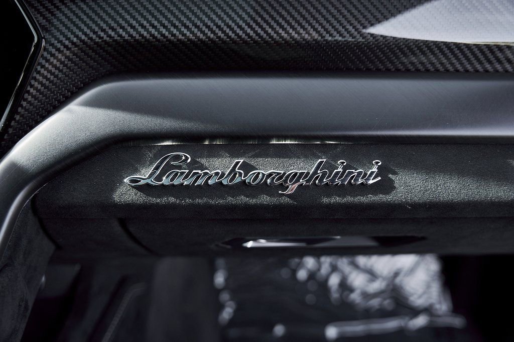 Used 2024 Lamborghini Urus Performante image 50