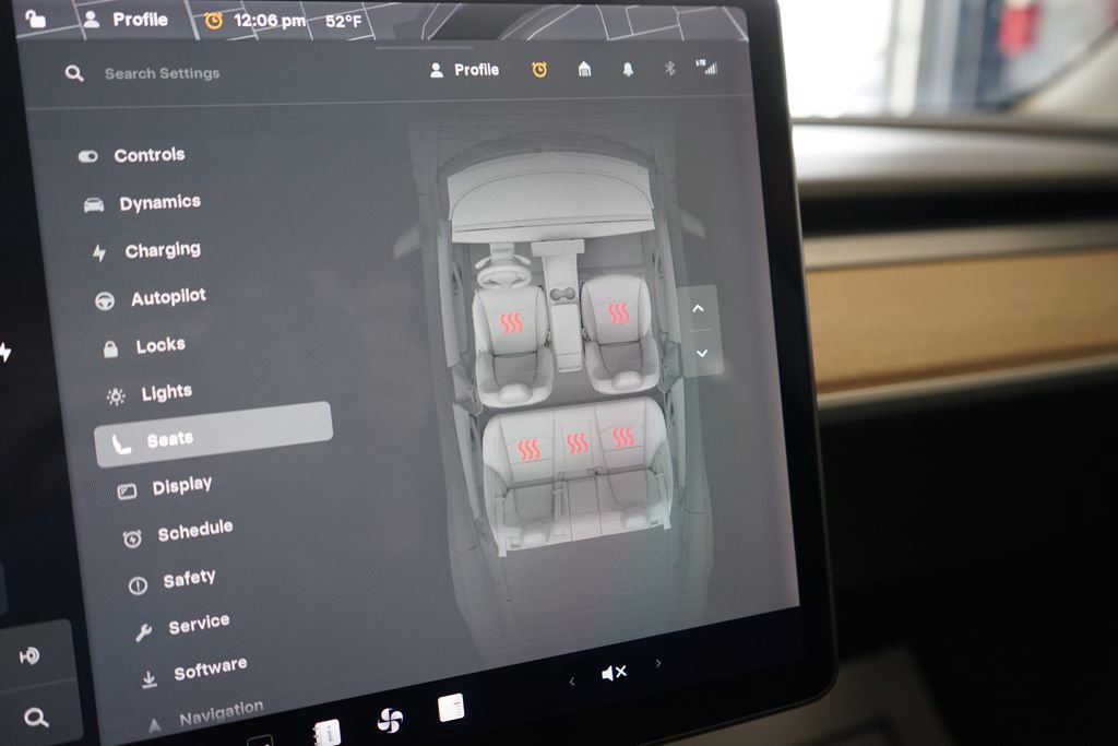 Used 2018 Tesla Model 3 Long Range image 8