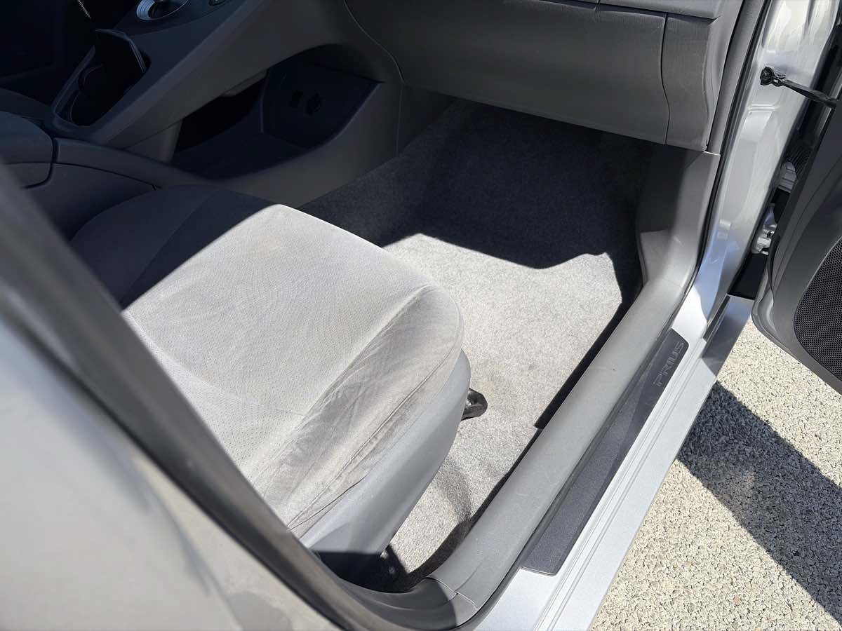 Used 2011 Toyota Prius Two FWD image 29