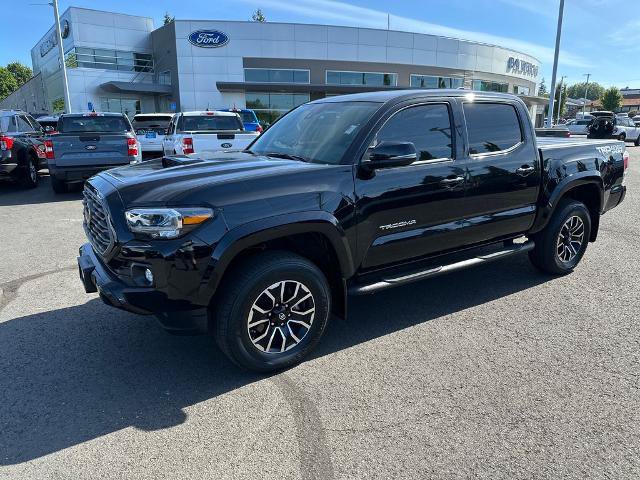 Used 2021 Toyota Tacoma TRD Sport w/ TRD Premium Sport Package AWD/4WD image 2
