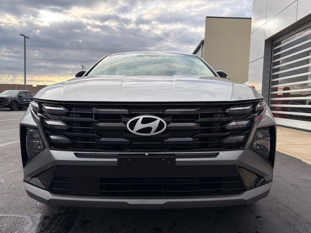 Used 2026 Hyundai Tucson SE FWD image 2