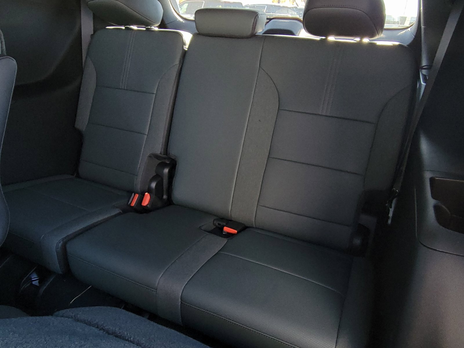 New 2026 GMC Acadia AT4 w/ Luxury Package image 8