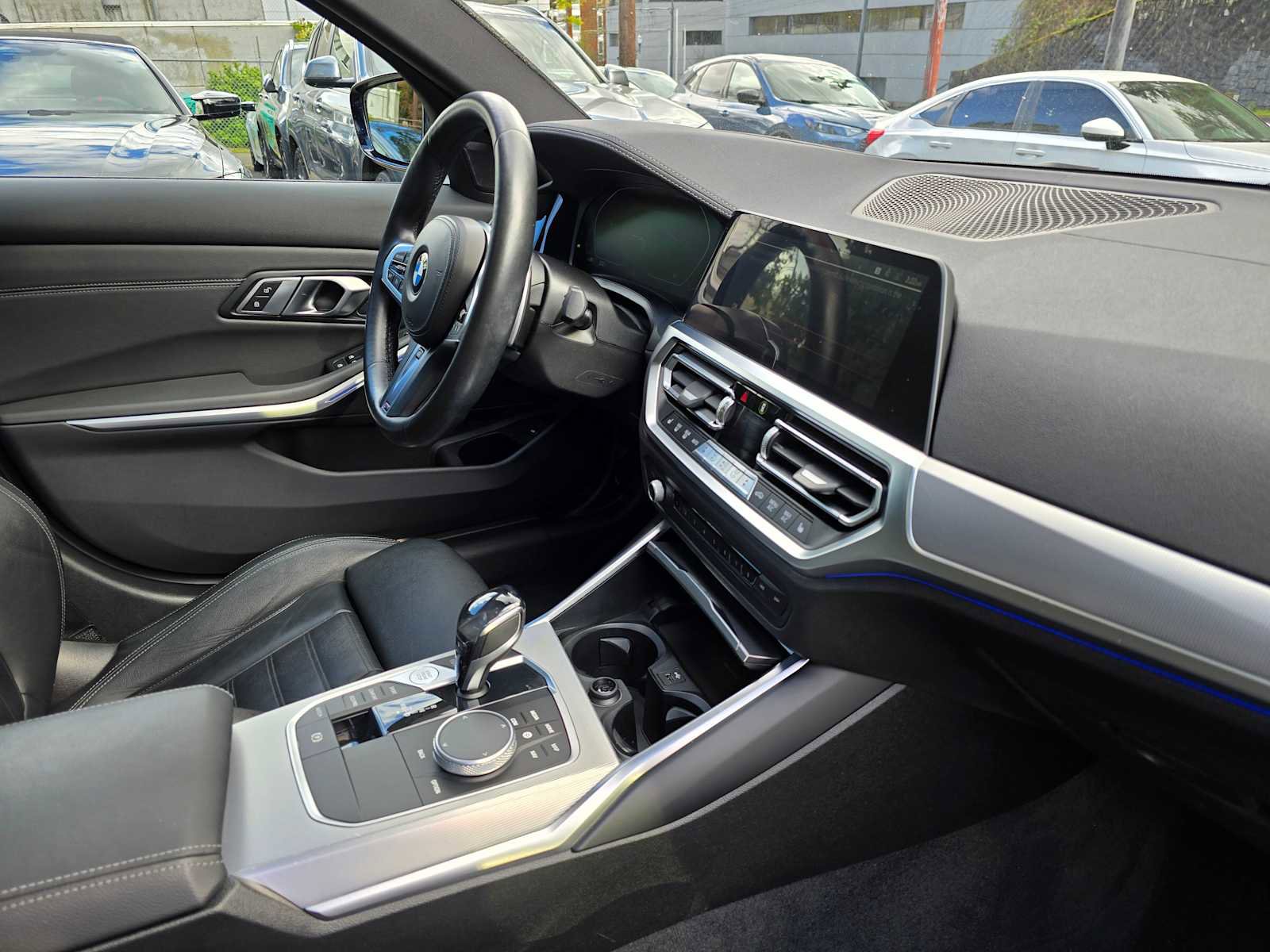 Used 2021 BMW 330i xDrive Sedan w/ M Sport Package image 11