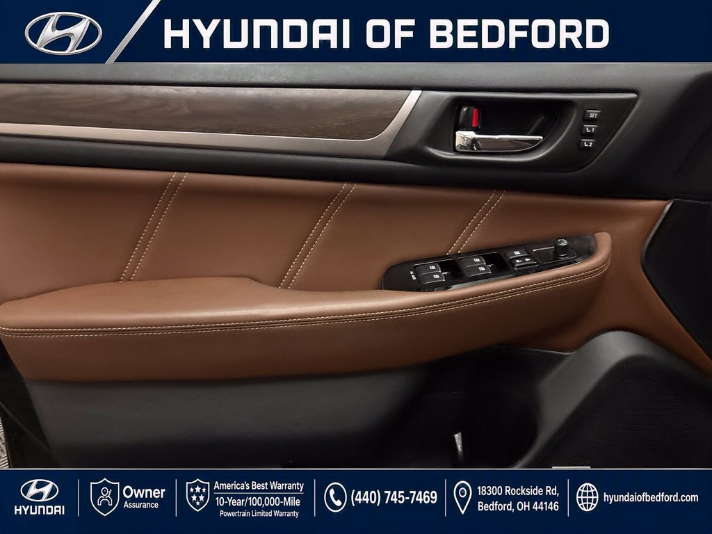 Used 2018 Subaru Outback 3.6R Touring AWD/4WD image 14