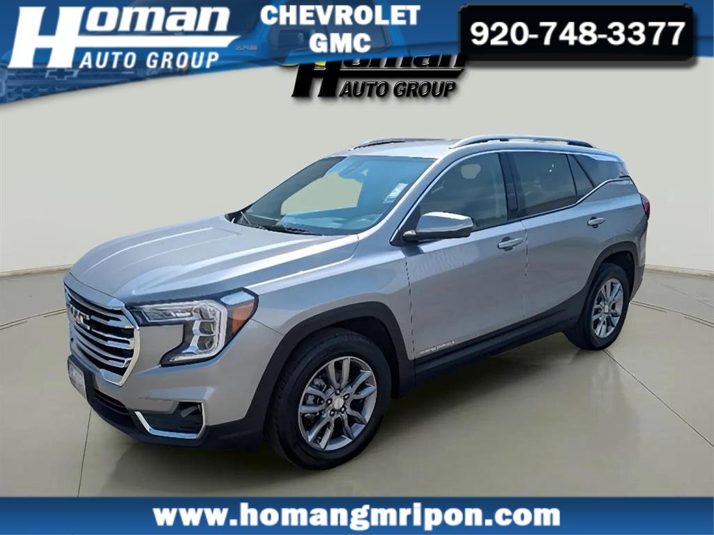 Used 2024 GMC Terrain SLT image 1