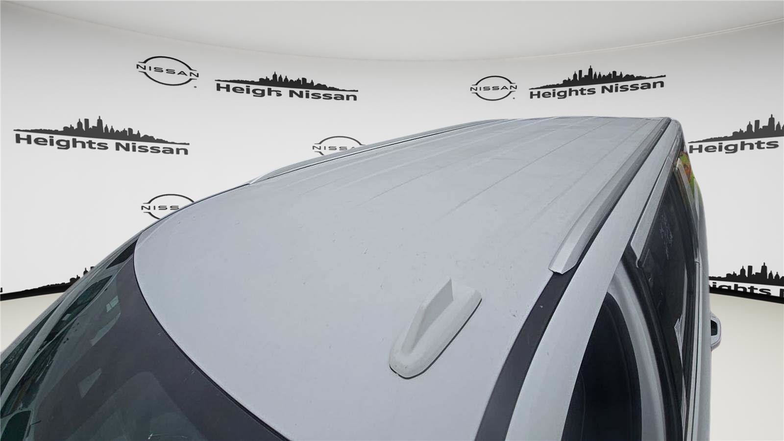 Used 2023 Chevrolet Suburban Premier image 23