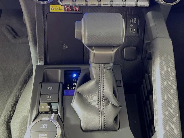 New 2026 Toyota 4Runner Limited AWD/4WD image 21