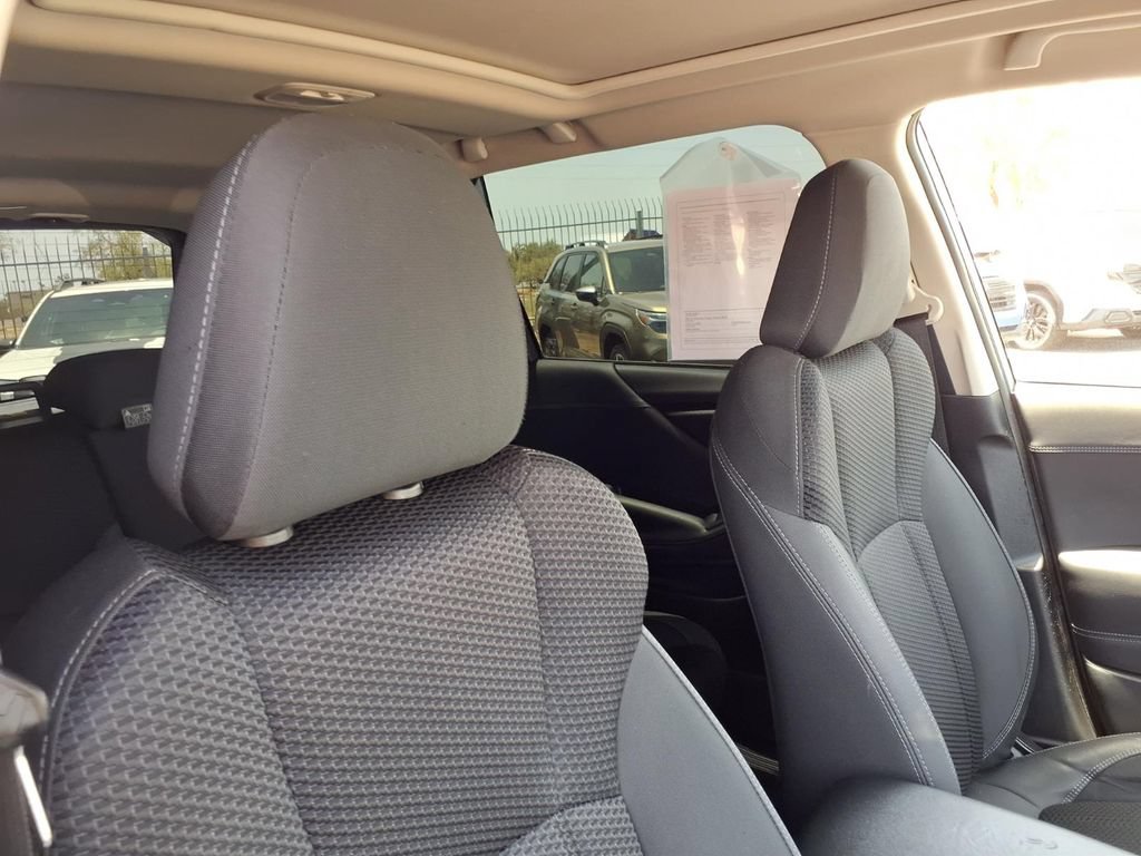 Certified 2023 Subaru Forester Premium AWD/4WD image 18