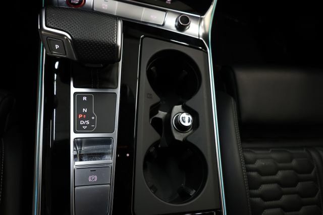 Used 2021 Audi RS 7 Sportback w/ Carbon Optic Package image 94