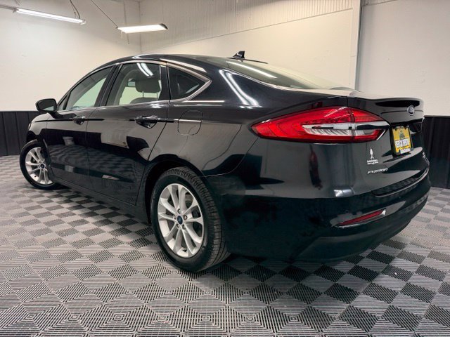 Used 2019 Ford Fusion SE FWD image 6