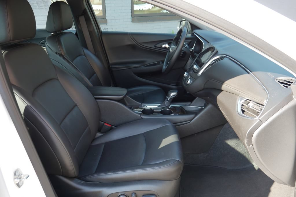 Used 2024 Chevrolet Malibu LT FWD image 7