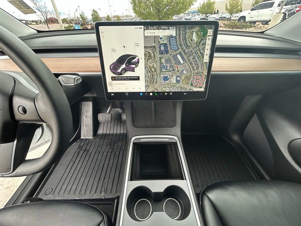 Used 2021 Tesla Model Y Long Range image 13