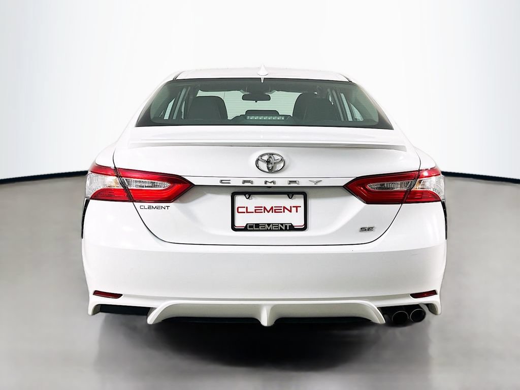 Used 2020 Toyota Camry SE FWD image 8