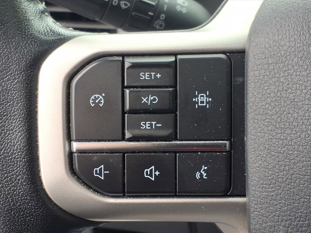 Used 2022 Ford Expedition XLT image 19