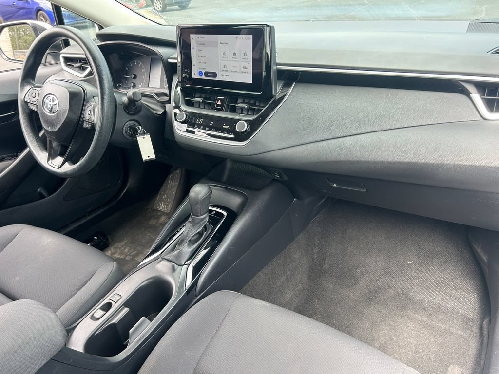 Used 2024 Toyota Corolla LE FWD image 28