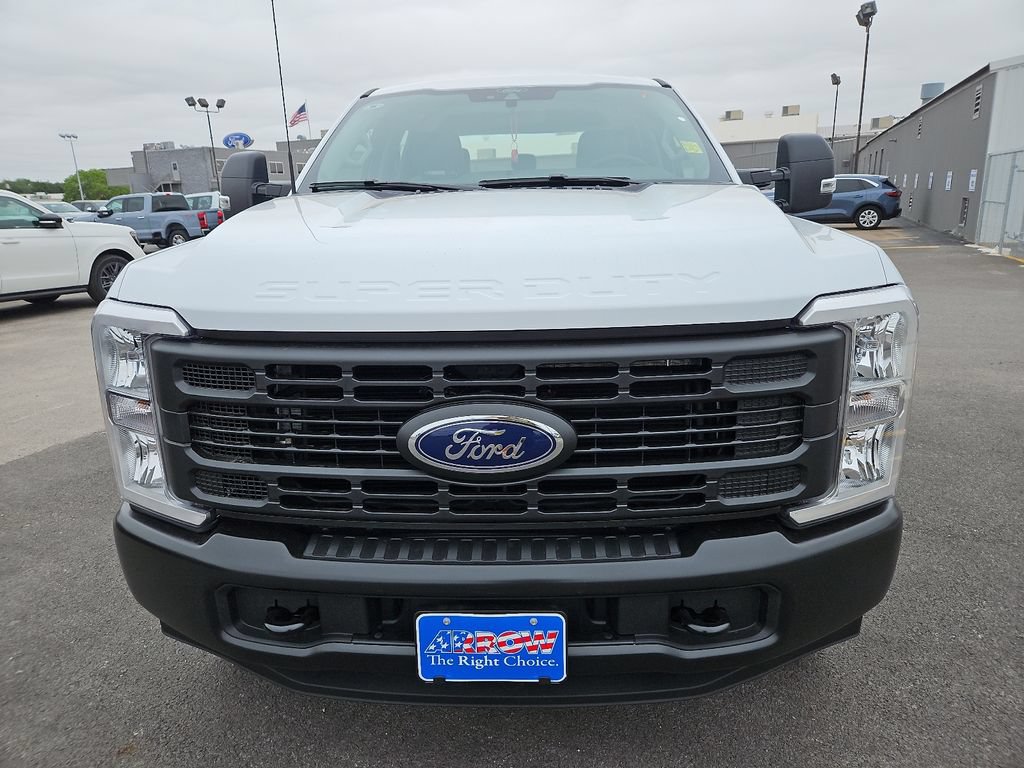 New 2026 Ford F350 XL w/ XL Off-Road Package AWD/4WD image 3