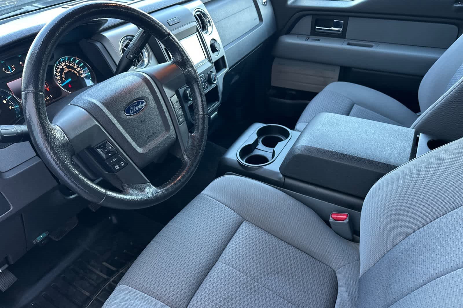 Used 2013 Ford F150 XLT w/ XLT Chrome Pkg image 11