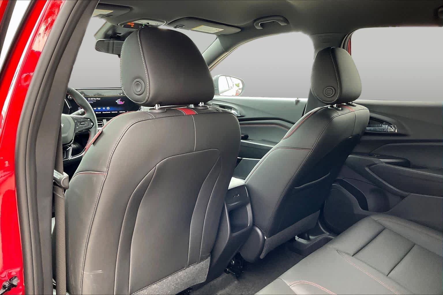 New 2026 Chevrolet Trax RS w/ Driver Confidence Package FWD image 22