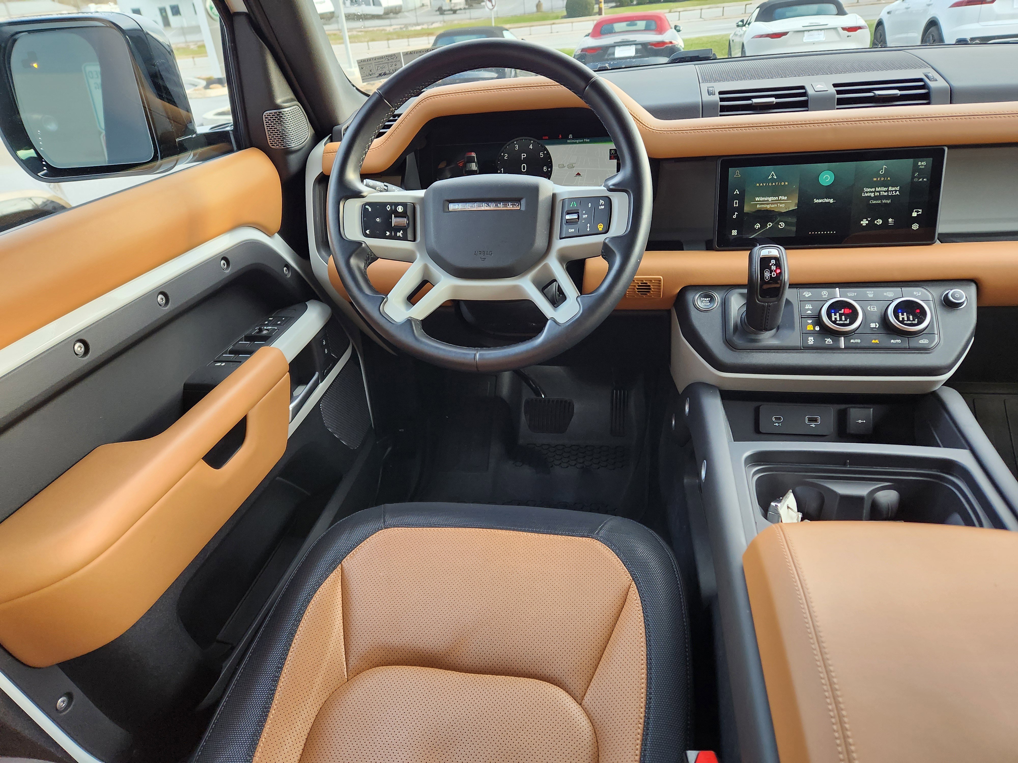 Certified 2024 Land Rover Defender 110 X-Dynamic SE image 13