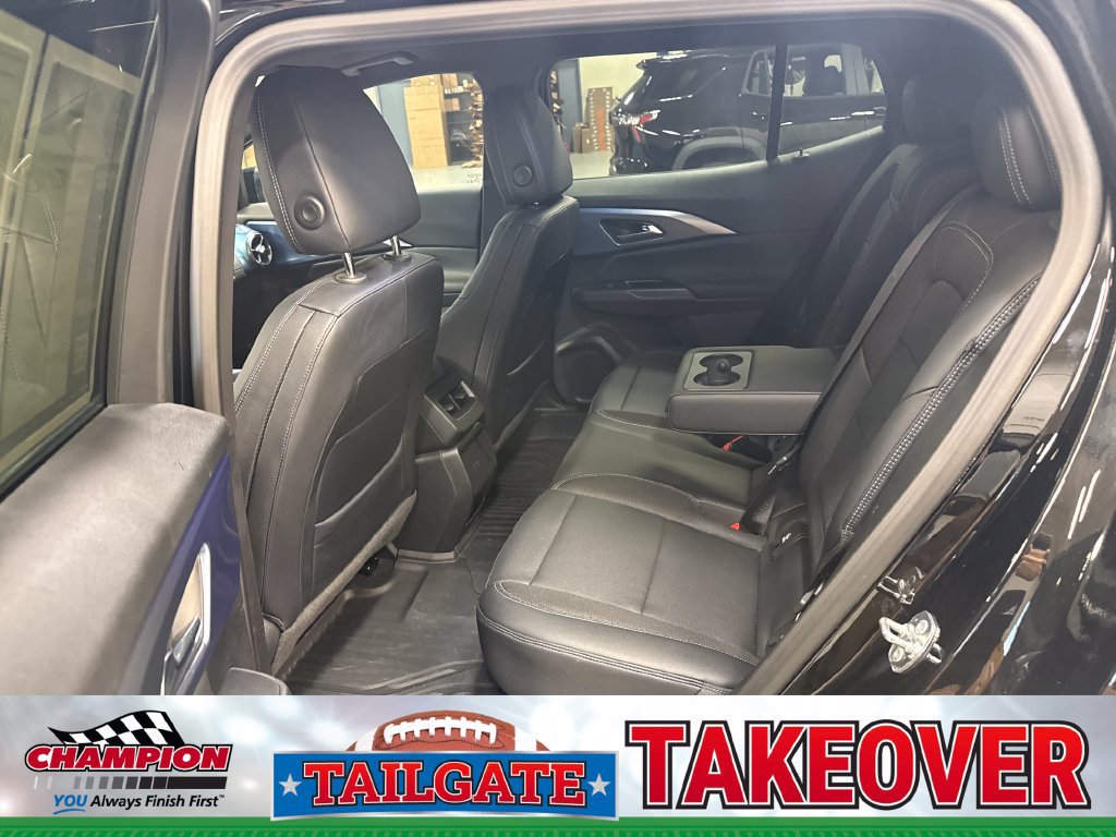 Used 2024 Chevrolet Equinox EV LT AWD/4WD image 32