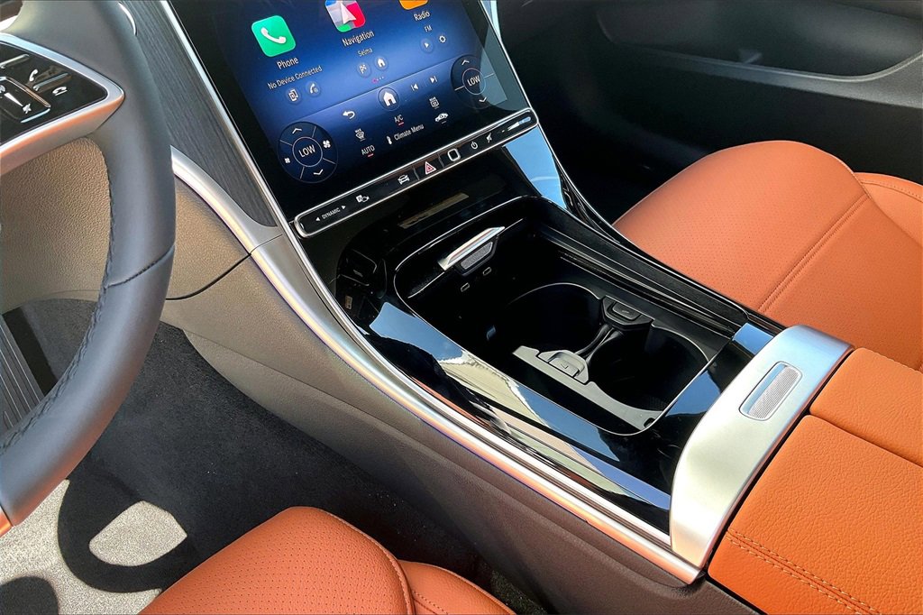 New 2025 Mercedes-Benz C 300 4MATIC Sedan image 7