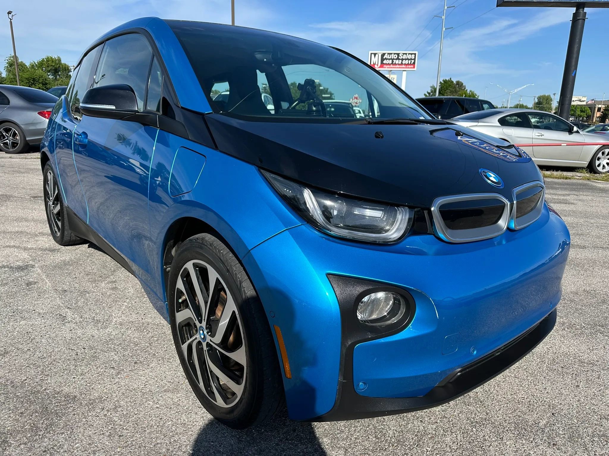 Used 2017 BMW i3 w/ Range Extender RWD image 26