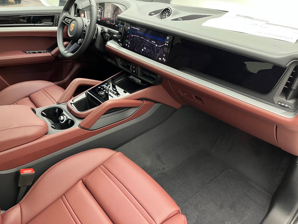New 2025 Porsche Cayenne S image 31