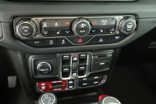 New 2026 Jeep Gladiator Rubicon w/ Technology Group image 21