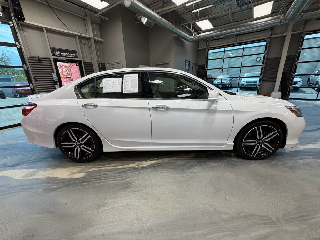 Used 2016 Honda Accord Touring image 35