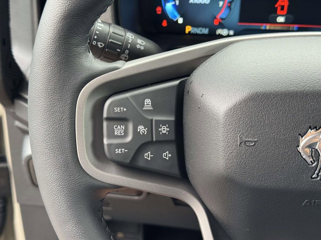 New 2025 Ford Bronco Badlands image 10