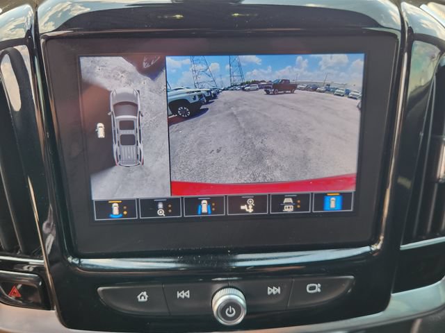 Used 2023 Chevrolet Traverse RS FWD image 17