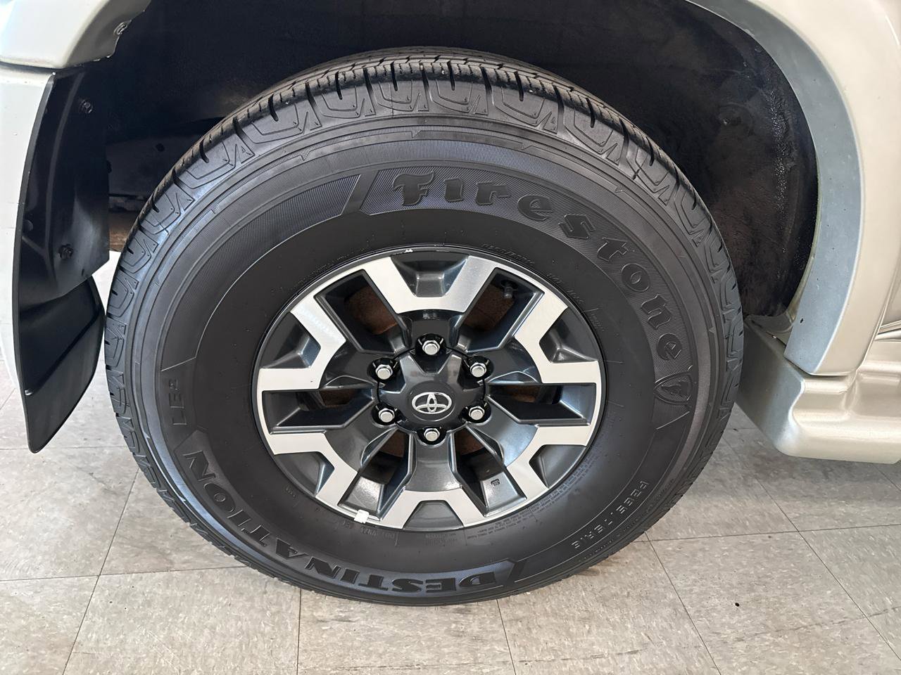 Used 2001 Toyota 4Runner Limited image 55