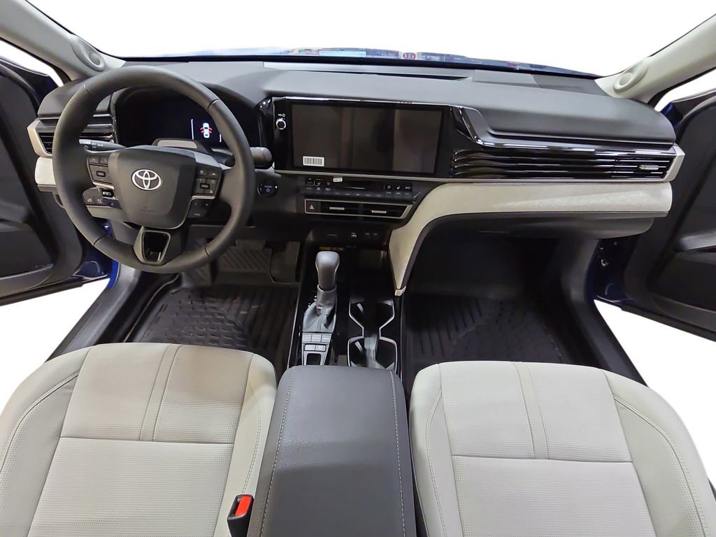 Used 2025 Toyota Camry XLE w/ Premium Plus Package image 11