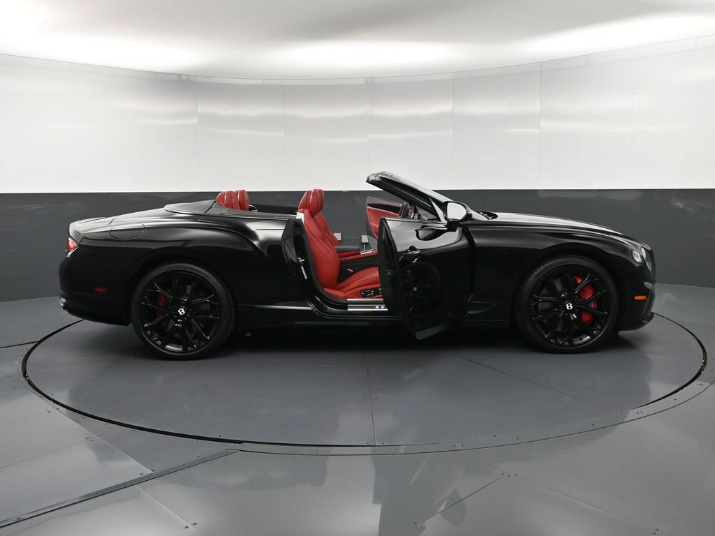 Certified 2023 Bentley Continental GT V8 AWD/4WD image 35