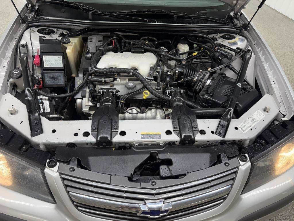 Used 2003 Chevrolet Impala Sedan w/ Preferred Equipment Group image 43