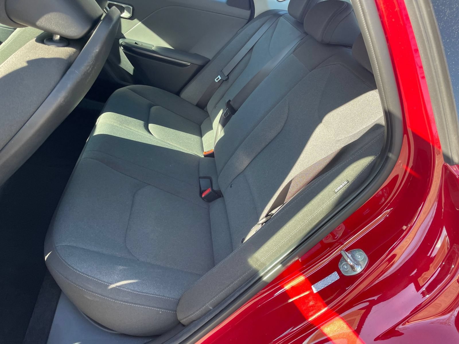 Used 2025 Kia K4 LXS image 28
