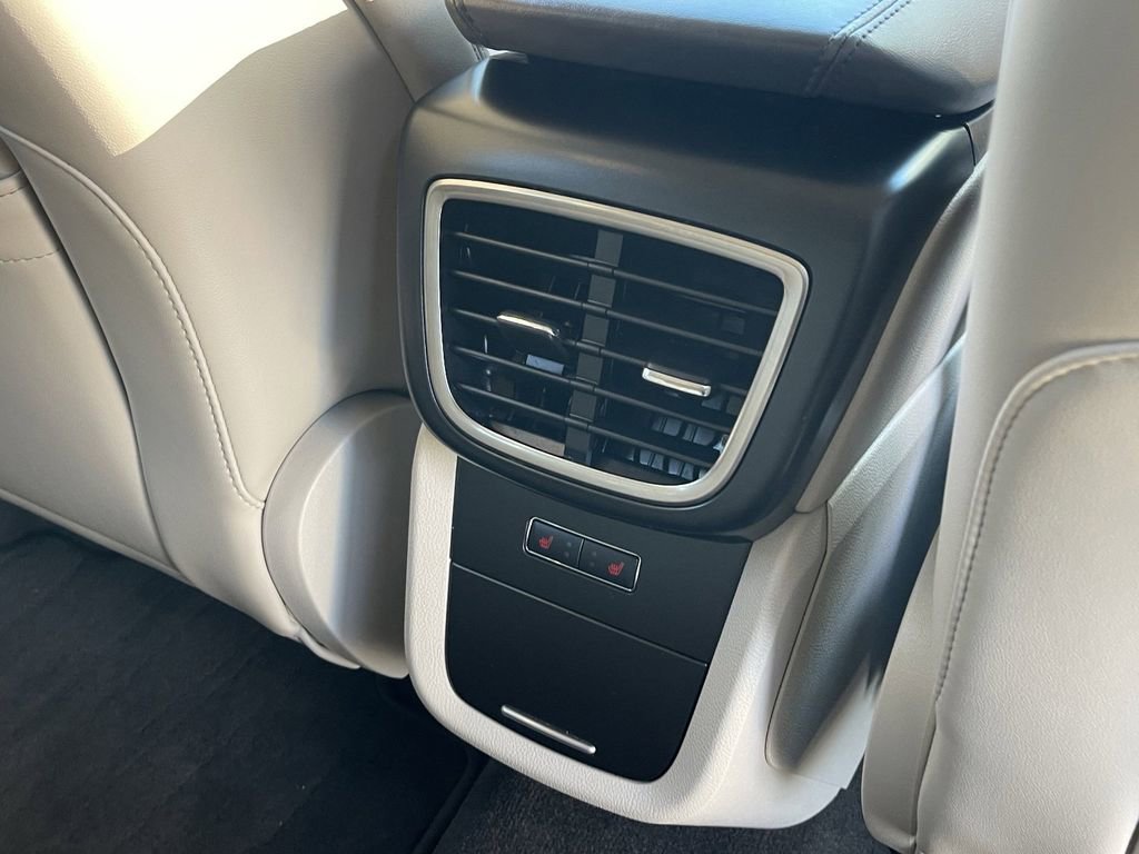 Used 2019 Lincoln Nautilus Reserve FWD image 16