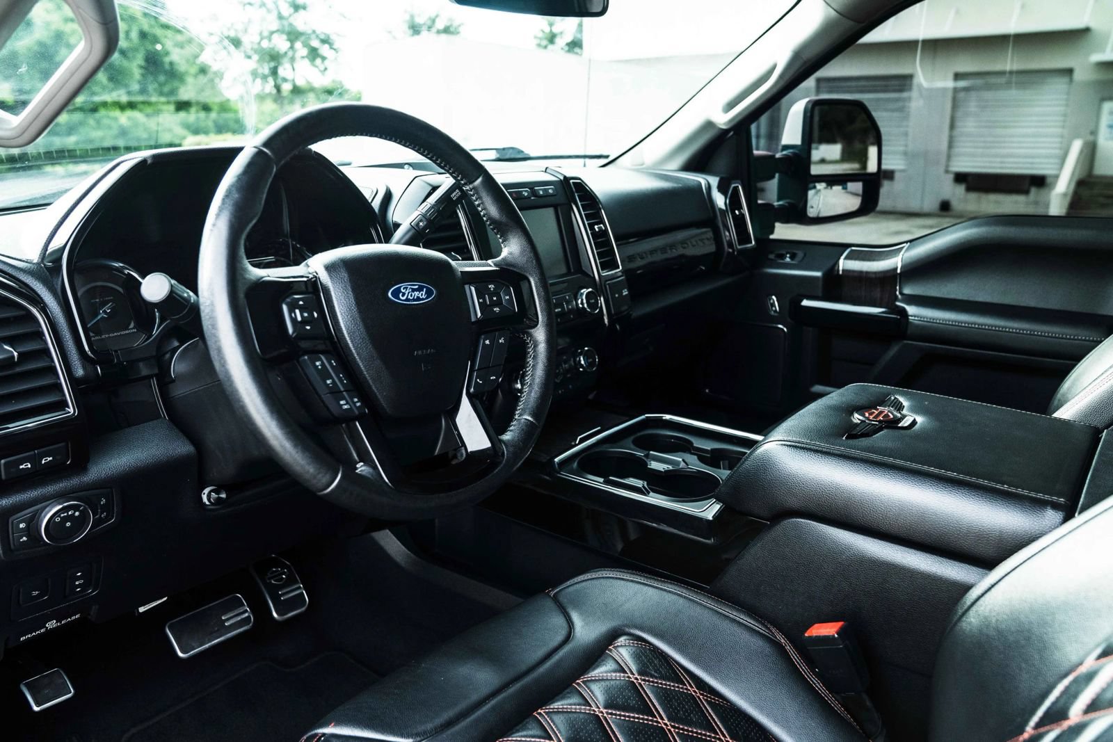 Used 2020 Ford F250 Lariat w/ Lariat Ultimate Package AWD/4WD image 48