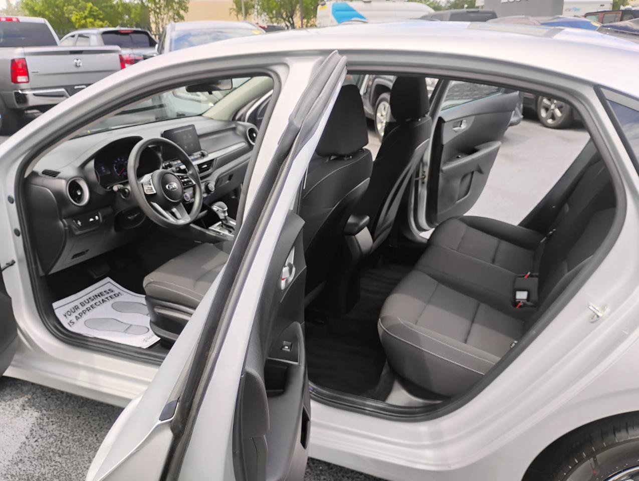 Used 2021 Kia Forte LXS FWD image 29