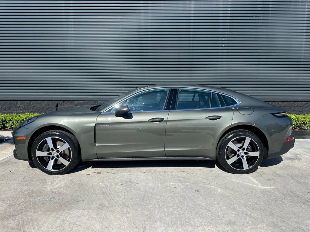 Used 2026 Porsche Panamera 4 E-Hybrid AWD/4WD image 2