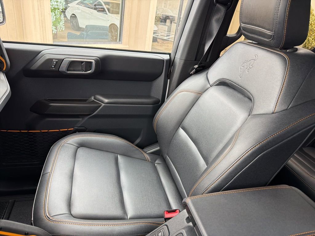 Used 2024 Ford Bronco Badlands image 38