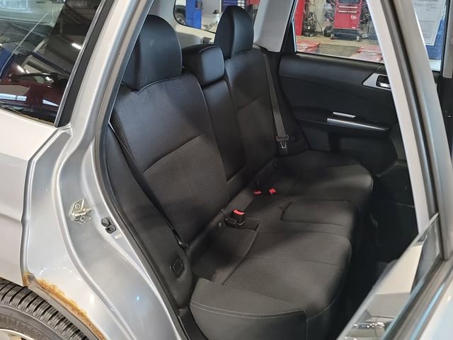 Used 2012 Subaru Forester 2.5X Premium w/ Popular Pkg 3 AWD/4WD image 20