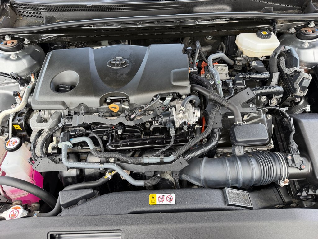 Used 2025 Toyota Camry SE FWD image 27