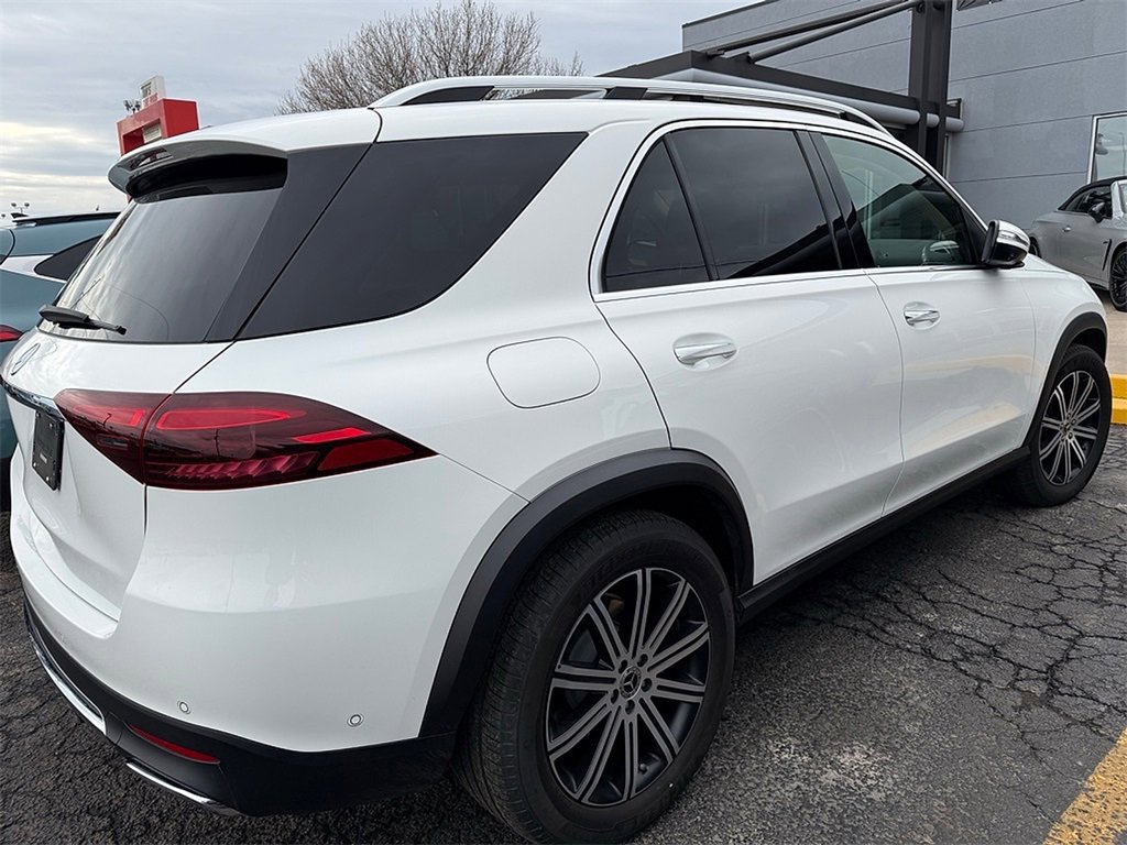 Used 2025 Mercedes-Benz GLE 350 4MATIC image 3